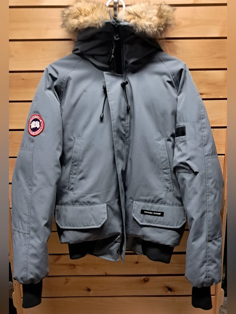 Canada Goose Fur Lined Chillwack Bomber Jacket Size M - Picture 2 of 15